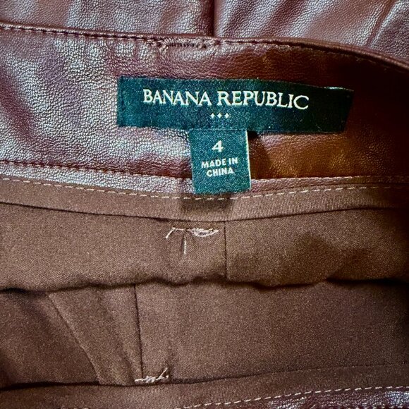 Banana Republic Button Front A-Line Rich Brown Faux Leather Skirt - Picture 5 of 6